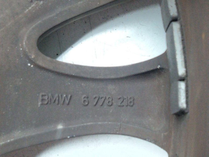 Recambio de llanta aluminio para bmw 1 (e81) 118 d referencia OEM IAM 6778218  