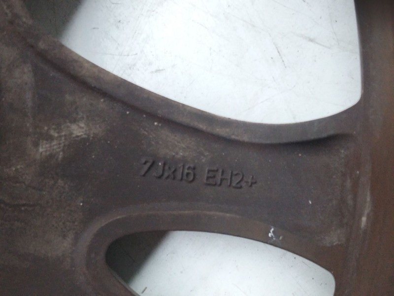 Recambio de llanta aluminio para bmw 1 (e81) 118 d referencia OEM IAM 6778218  