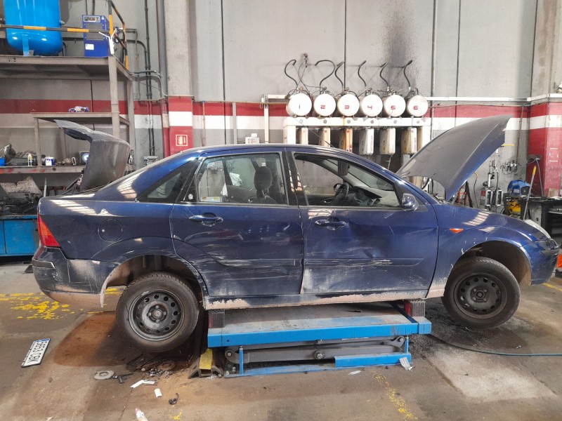 ford focus i sedán (dfw) del año 2002