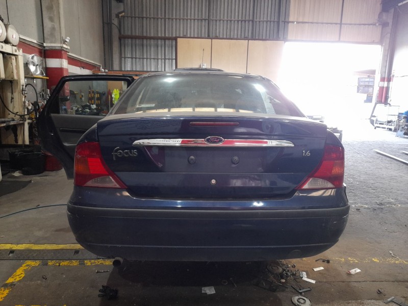 ford focus i sedán (dfw) del año 2002