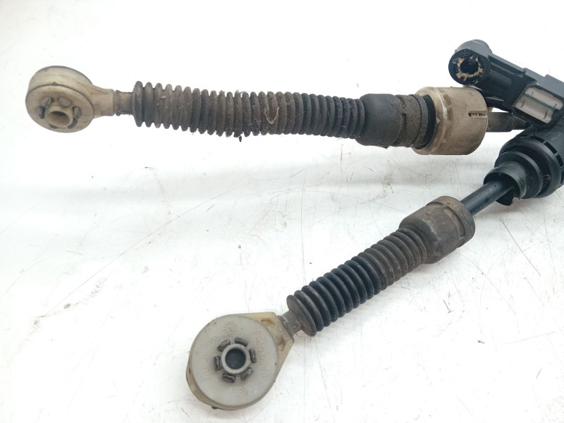 Recambio de sirgas del cambio para renault megane iii berlina 5 p 1.5 dci diesel fap referencia OEM IAM 8200781046  