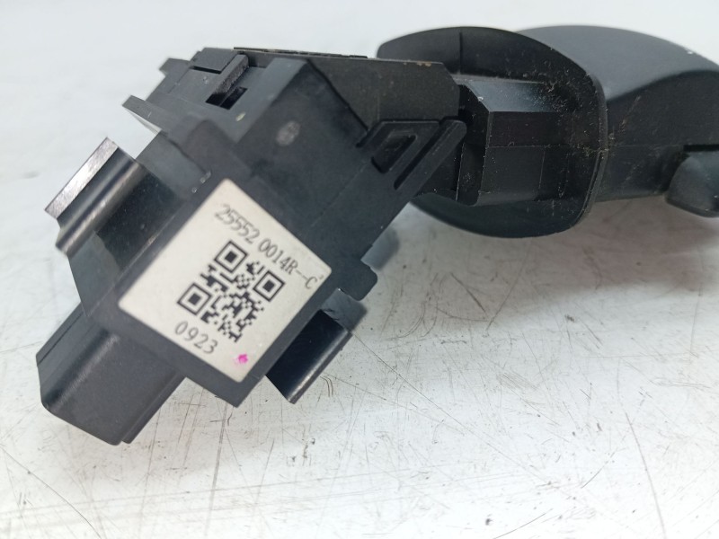 Recambio de mando volante para renault megane iii berlina 5 p 1.5 dci diesel fap referencia OEM IAM 255520014R  