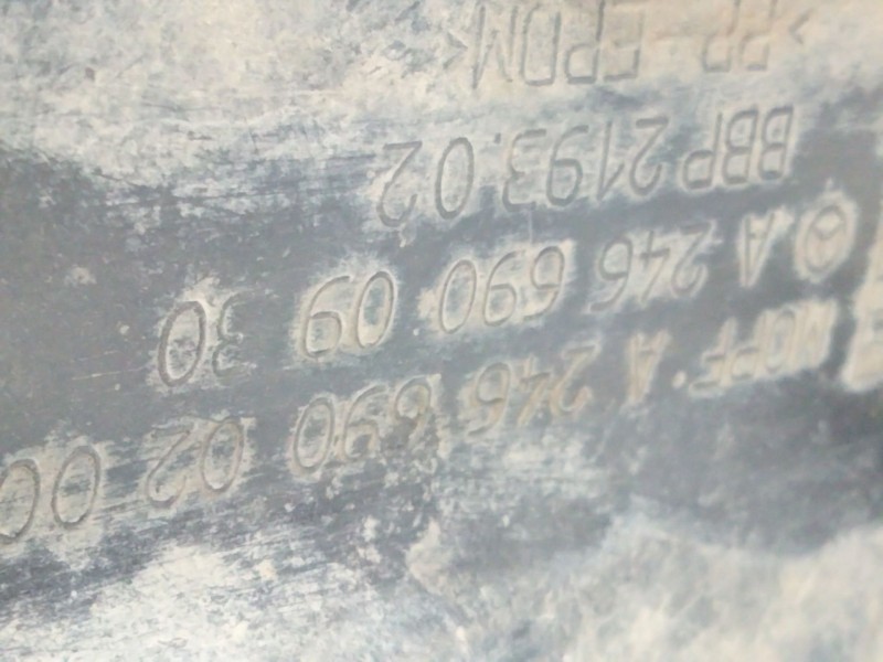 Recambio de paso rueda delantero derecho para mercedes-benz clase a (w176) a 200 cdi / d (176.008) referencia OEM IAM A246690930