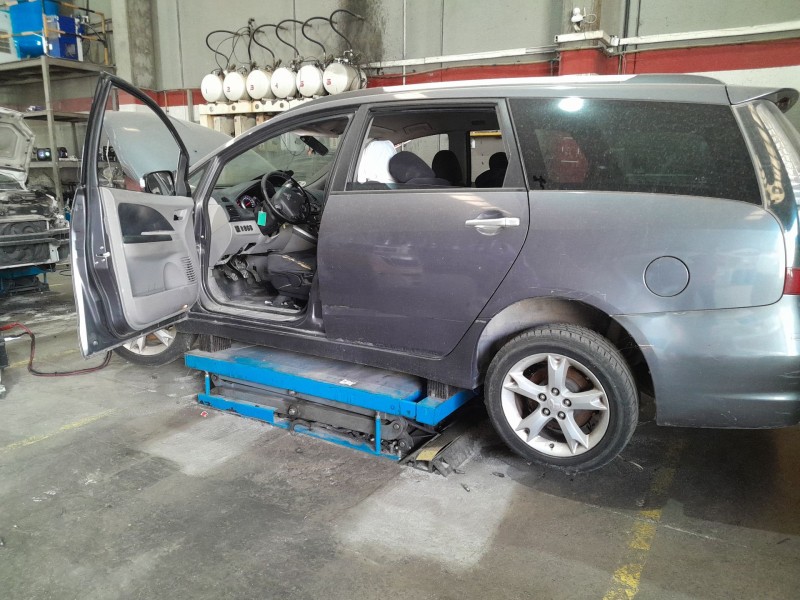 mitsubishi grandis (na_w) del año 2008