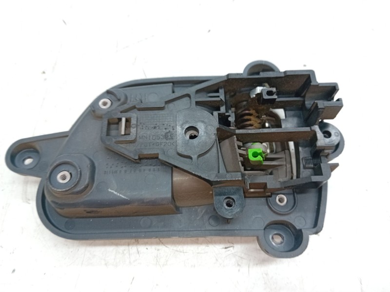 Recambio de maneta interior delantera derecha para mitsubishi grandis (na_w) 2.0 di-d (na8w) referencia OEM IAM   