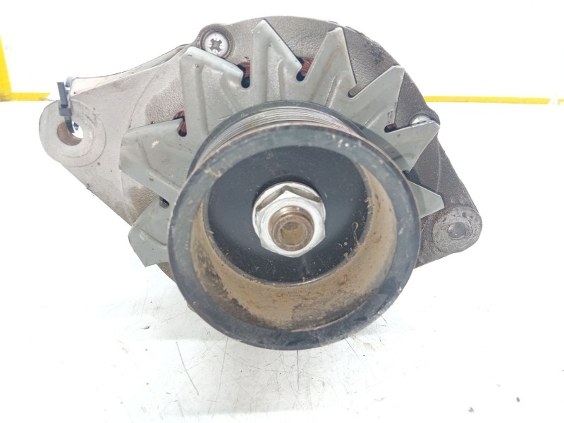 Recambio de alternador para nissan eco - t 160.90/117 kw/e2 referencia OEM IAM   