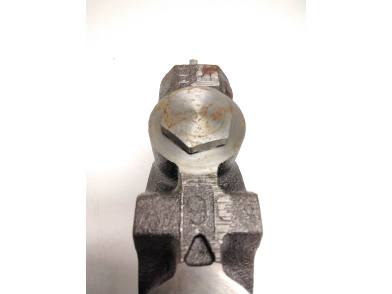 Recambio de valvula para bobcat t 2556 e2 obras referencia OEM IAM E98A1014 CARRETILLA ELEVADORA HYSTER1357353