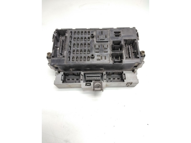 Recambio de caja fusibles para alfa romeo 159 sportwagon (939_) 1.9 jtdm 8v (939axh1b, 939bxh1b) referencia OEM IAM PA6GB20GF 40