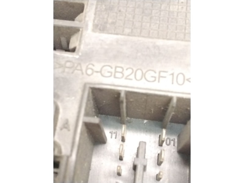 Recambio de caja fusibles para alfa romeo 159 sportwagon (939_) 1.9 jtdm 8v (939axh1b, 939bxh1b) referencia OEM IAM PA6GB20GF 40