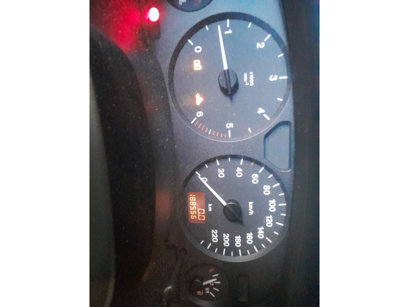 opel zafira a monospace (t98) del año 2002