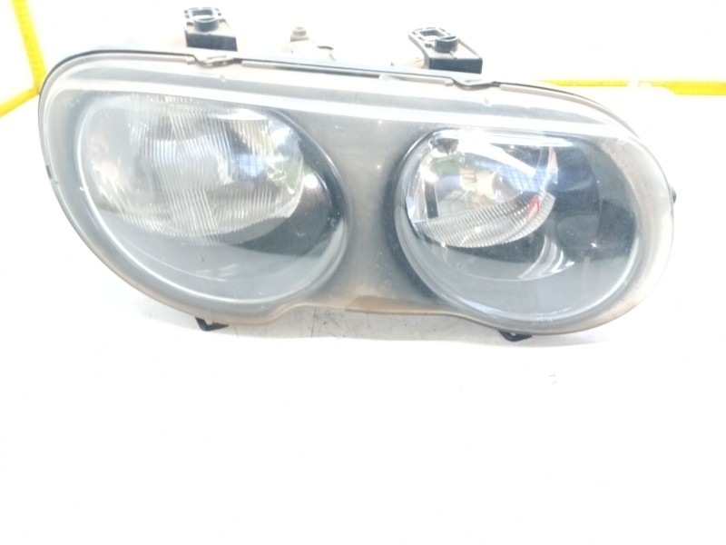 Recambio de faro derecho para mg mg zr 160 referencia OEM IAM 89006349  