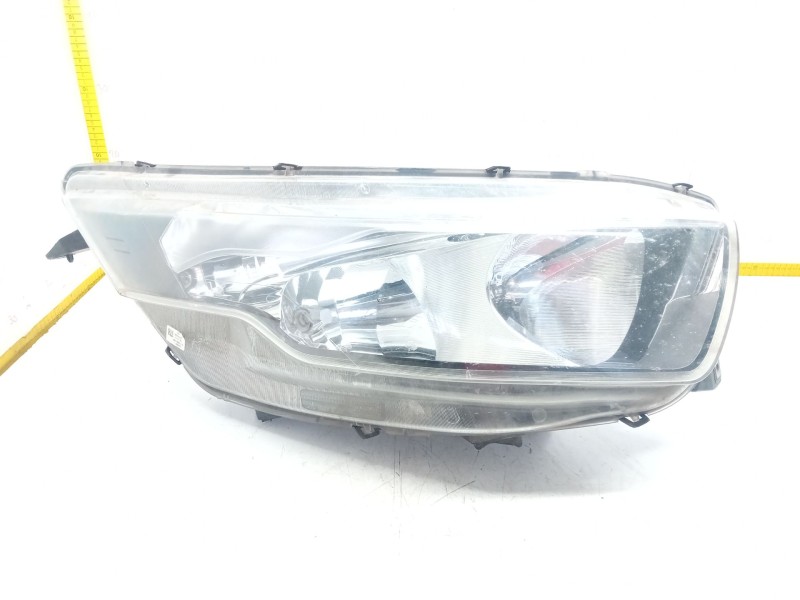 Recambio de faro derecho para iveco daily vi caja/chasis 35s18, 35c18, 40c18, 50c18, 60c18, 65c18, 70c18 referencia OEM IAM 5801