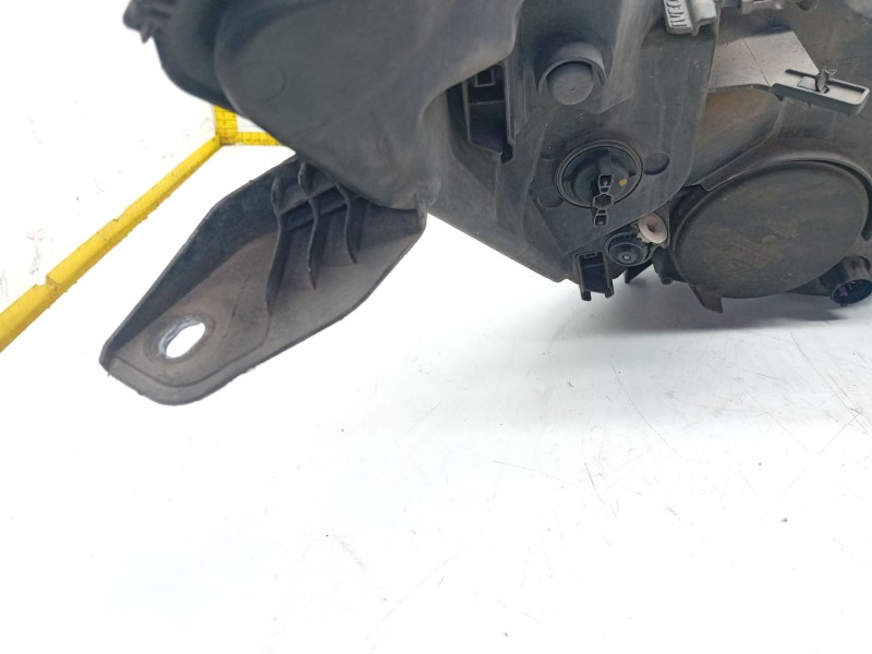 Recambio de faro izquierdo para iveco daily vi caja/chasis 35s18, 35c18, 40c18, 50c18, 60c18, 65c18, 70c18 referencia OEM IAM 58