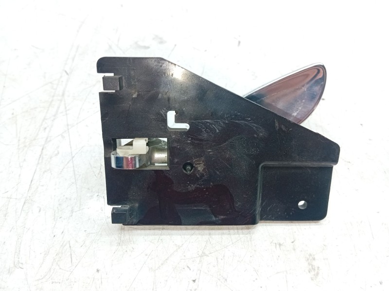 Recambio de maneta interior trasera derecha para mg mg zr 160 referencia OEM IAM   