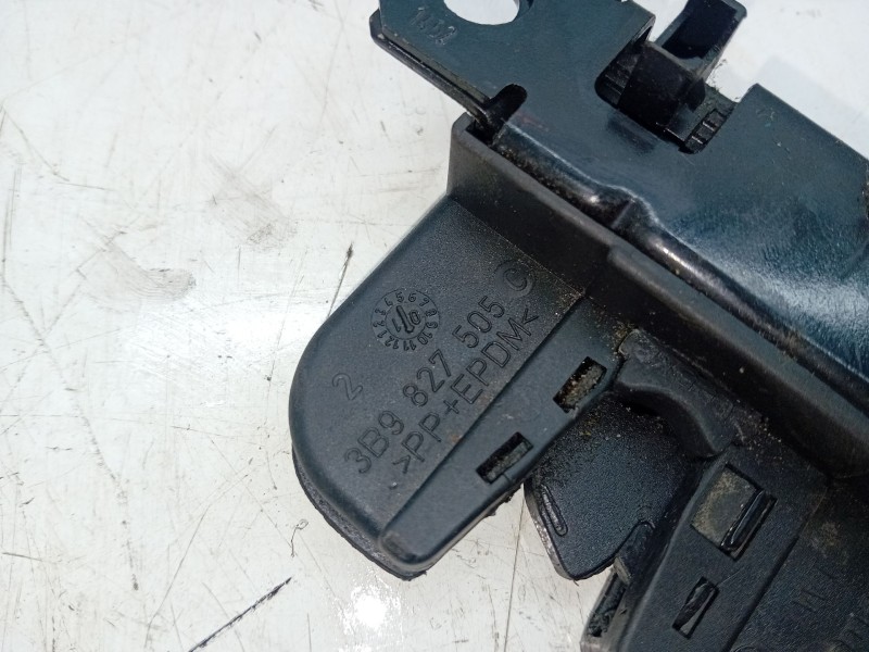 Recambio de cerradura maletero / porton para seat leon (1m1) 1.9 tdi referencia OEM IAM 3B9827505  