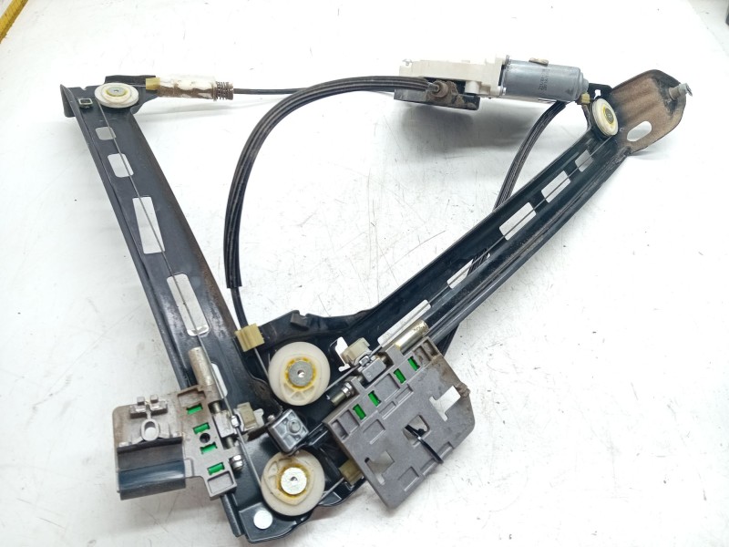 Recambio de elevalunas delantero derecho para volkswagen passat cc b6 (357) 2.0 tdi referencia OEM IAM 3C8837462J  