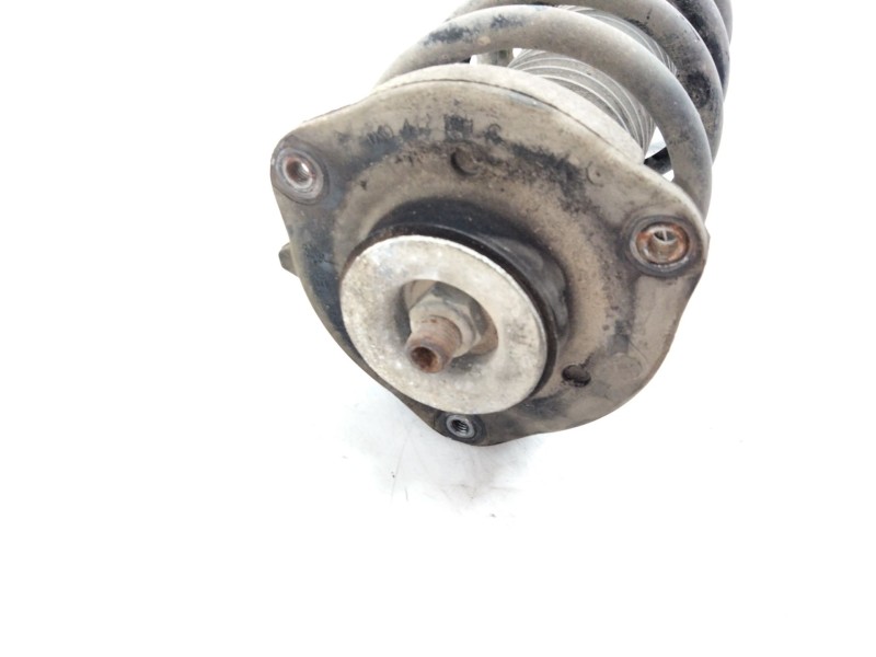 Recambio de amortiguador delantero derecho para volkswagen passat cc b6 (357) 2.0 tdi referencia OEM IAM 3C0413031AH  