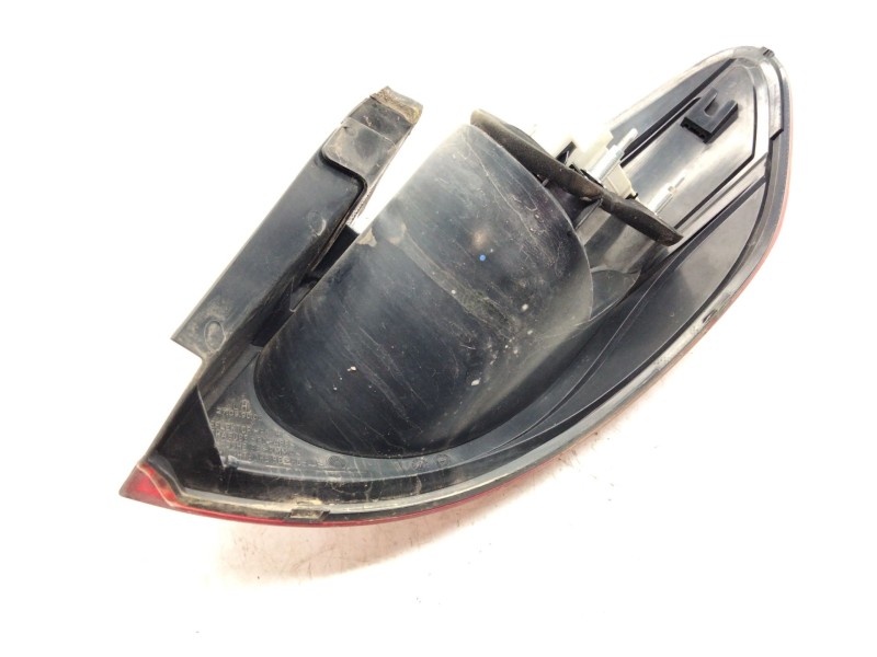 Recambio de piloto trasero izquierdo para volkswagen passat cc b6 (357) 2.0 tdi referencia OEM IAM 3C8945095D  