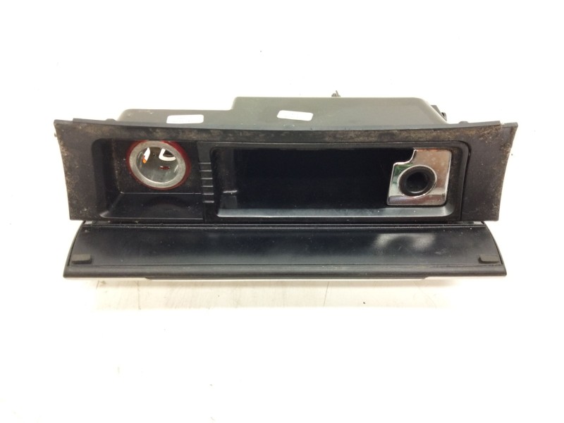 Recambio de cenicero para volkswagen passat cc b6 (357) 2.0 tdi referencia OEM IAM 3C0863284  