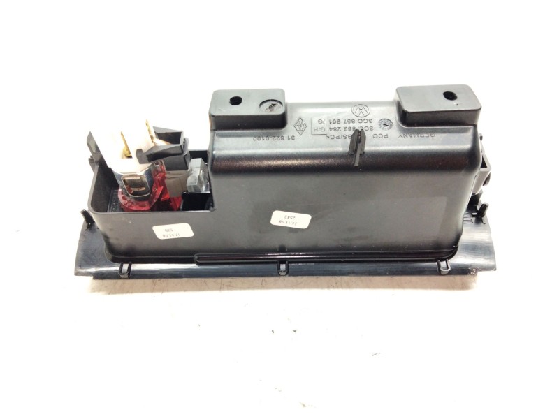 Recambio de cenicero para volkswagen passat cc b6 (357) 2.0 tdi referencia OEM IAM 3C0863284  