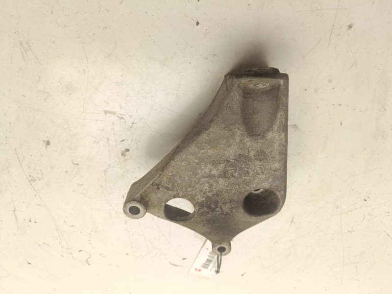 Recambio de soporte motor izquierdo superior para bmw 3 (f30, f80) 318 d referencia OEM IAM 22116788611  