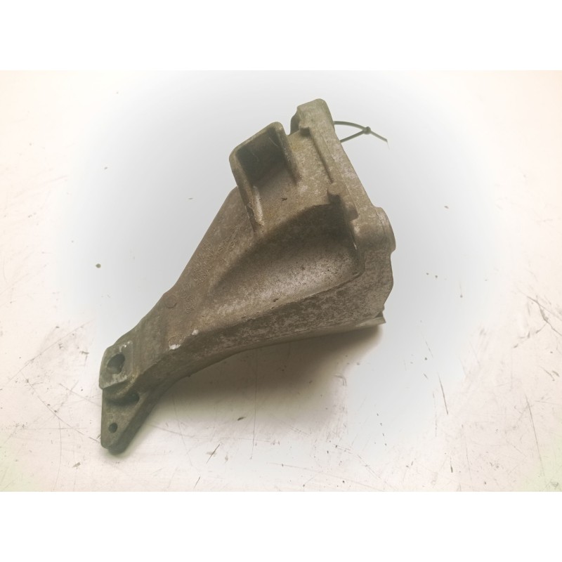 Recambio de soporte motor derecho superior para bmw 3 descapotable (e93) 320 d referencia OEM IAM 22116781916  