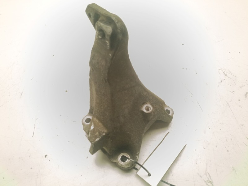 Recambio de soporte motor derecho superior para bmw 3 descapotable (e93) 320 d referencia OEM IAM 22116781916  