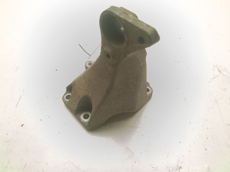 Recambio de soporte motor derecho superior para bmw 1 (e87) 118 d referencia OEM IAM 22116781916  