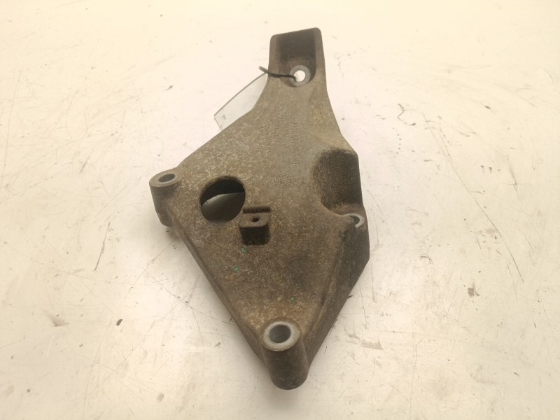 Recambio de soporte motor izquierdo superior para bmw 3 descapotable (e93) 320 d referencia OEM IAM 22116775041  
