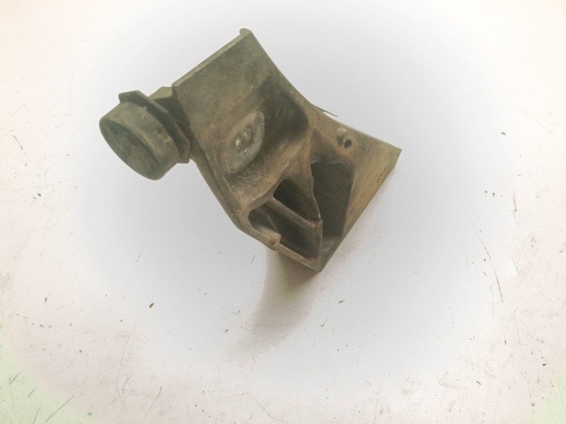 Recambio de soporte motor derecho superior para bmw x5 (e70) 3.0 3.0d referencia OEM IAM 22116772680  