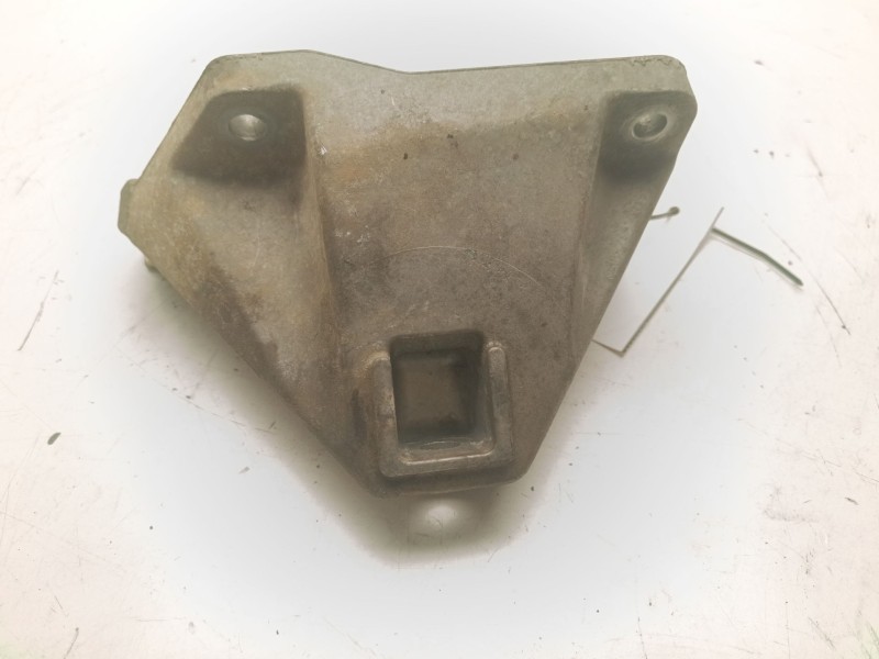 Recambio de soporte motor derecho superior para bmw 7 (f01, f02, f03, f04) 730 d referencia OEM IAM 22116777628  