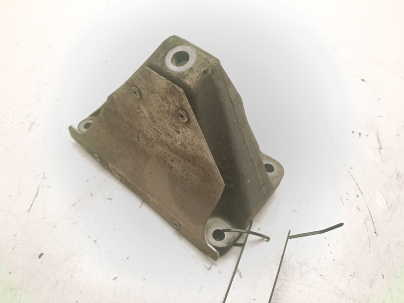 Recambio de soporte motor derecho superior para bmw 7 (f01, f02, f03, f04) 730 d referencia OEM IAM 22116777628  