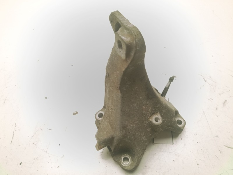 Recambio de soporte motor derecho superior para bmw 3 touring (e91) 320 d referencia OEM IAM 2211678196  