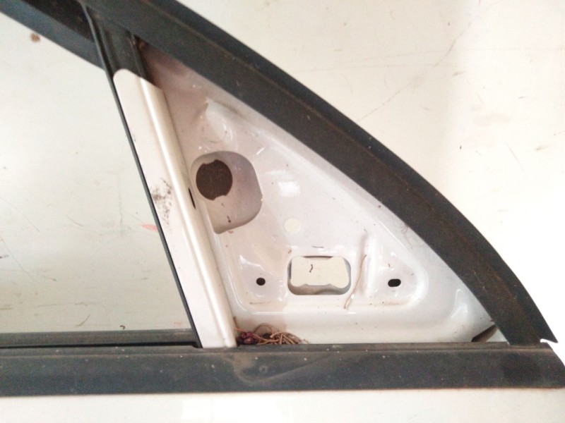 Recambio de puerta delantera derecha para skoda rapid active referencia OEM IAM   