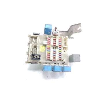 Recambio de caja fusibles para nissan primera berlina (p12) 1.8 16v cat referencia OEM IAM 24350AV700  116128