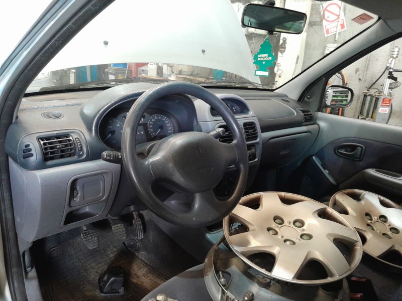 renault clio ii (bb_, cb_) del año 1999