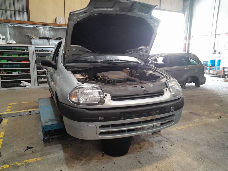 renault clio ii (bb_, cb_) del año 1999