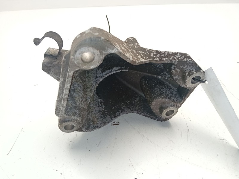 Recambio de soporte motor derecho superior para bmw 3 (e90) 318 d referencia OEM IAM 221678191601  