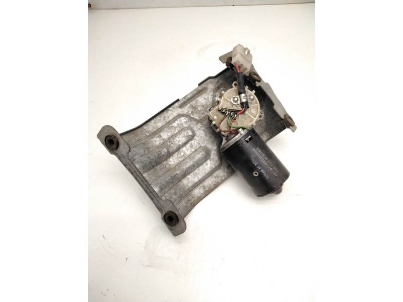 Recambio de motor limpia delantero para nissan vanette autobús (c22) 2.0 d referencia OEM IAM 9390332336  