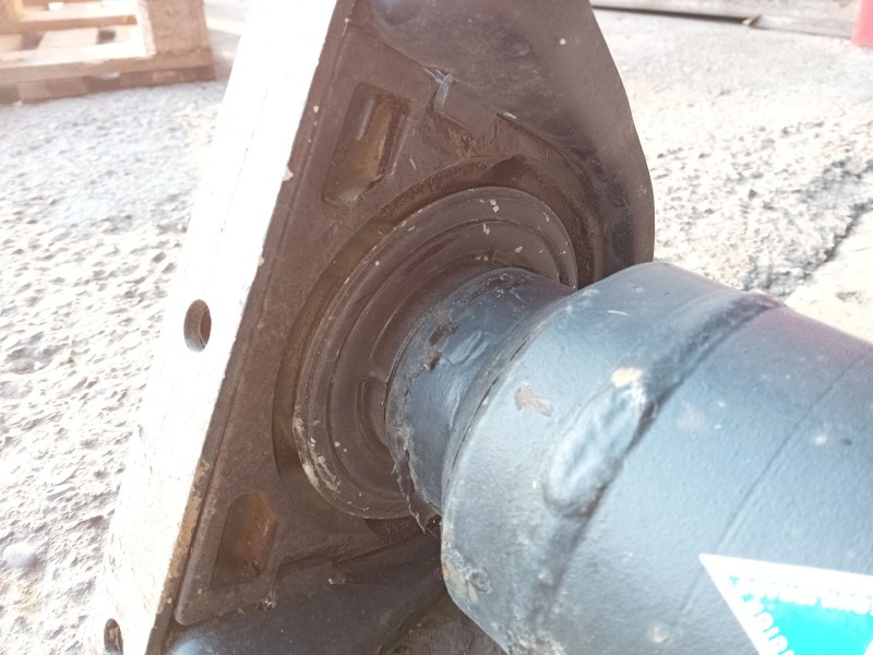 Recambio de cardan trasero para man tg 360 a referencia OEM IAM   