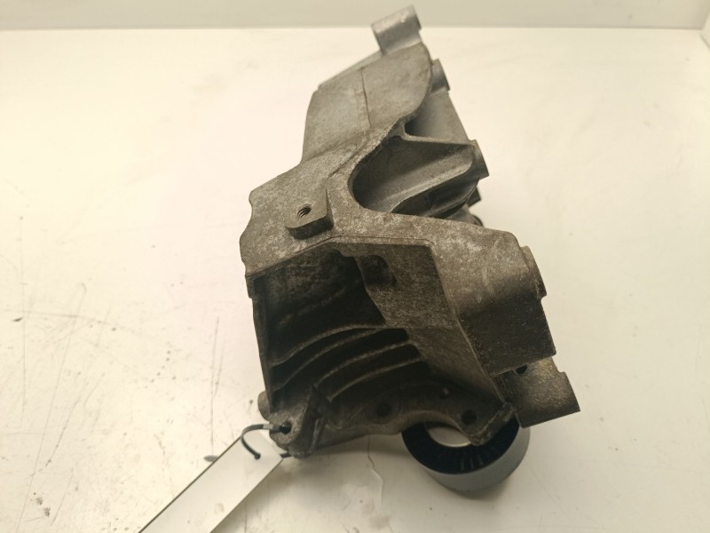 Recambio de soporte alternador para bmw 3 (e90) 320 d referencia OEM IAM 11167802639  