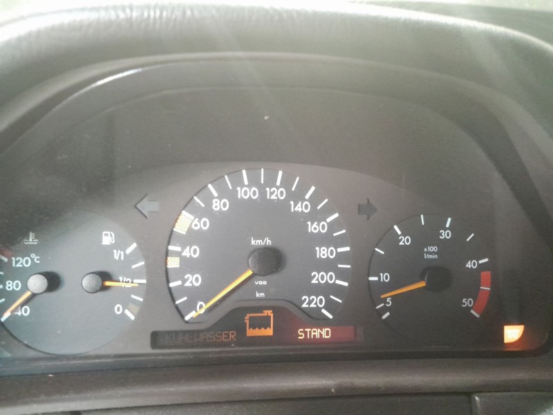 mercedes-benz clase e (w210) del año 1999