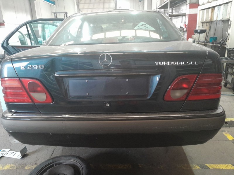 mercedes-benz clase e (w210) del año 1999