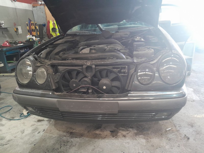 mercedes-benz clase e (w210) del año 1999