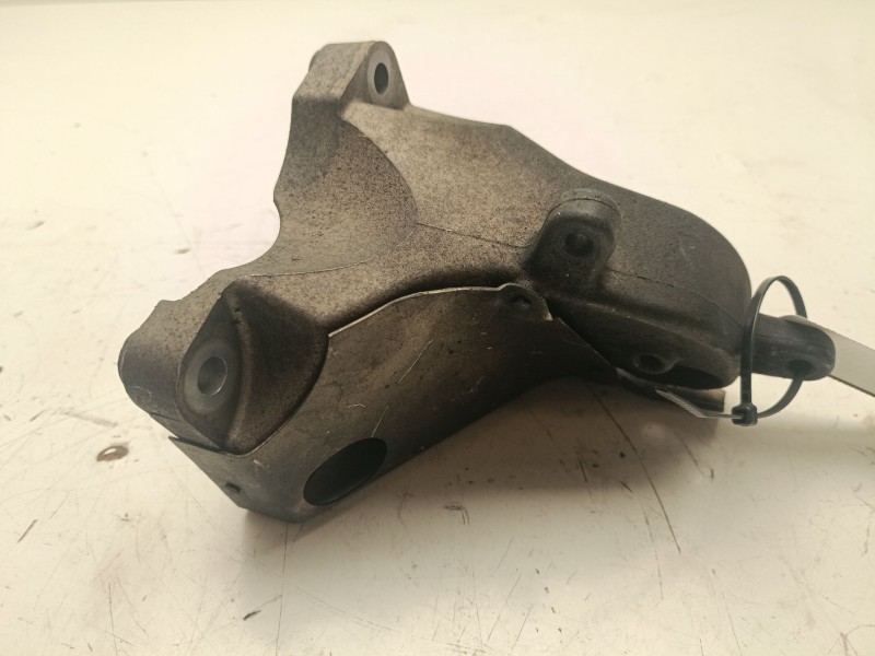 Recambio de soporte motor para bmw x3 (e83) 2.0 d referencia OEM IAM 22113451668  