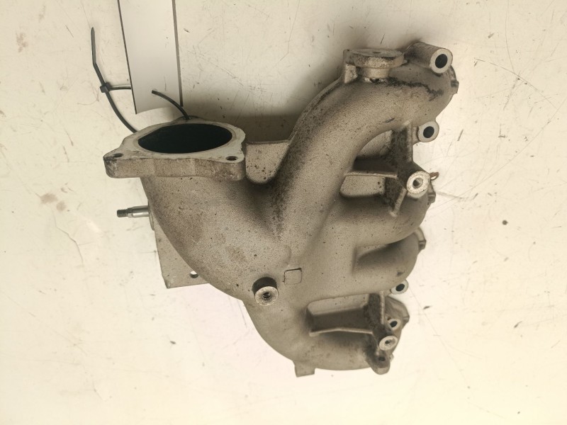 Recambio de colector admision para seat altea (5p1) 1.9 tdi referencia OEM IAM 03G129713  