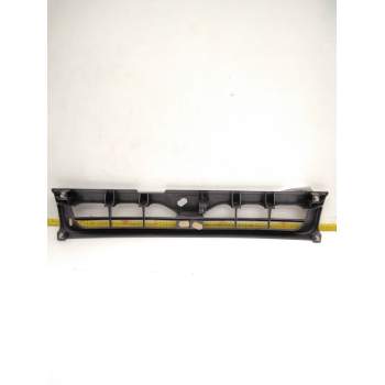 Recambio de rejilla delantera para ford maverick (uds, uns) 2.7 td referencia OEM IAM 623100F100 GRANATE 049008