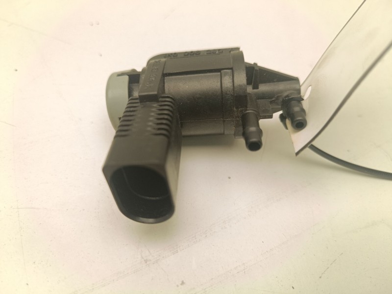 Recambio de sensor valvula egr para audi a3 sportback (8pa) 2.0 tdi referencia OEM IAM 1K0906283A  