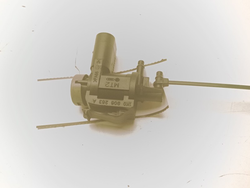 Recambio de sensor valvula egr para audi a3 sportback (8pa) 2.0 tdi referencia OEM IAM 1K0906283A  