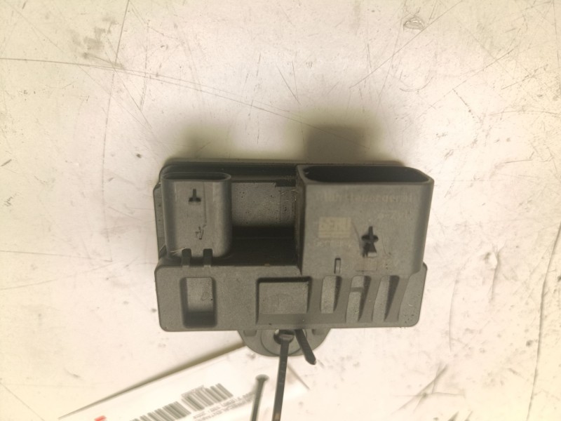 Recambio de caja precalentamiento para bmw 3 (e90) 330 i referencia OEM IAM 851947202  